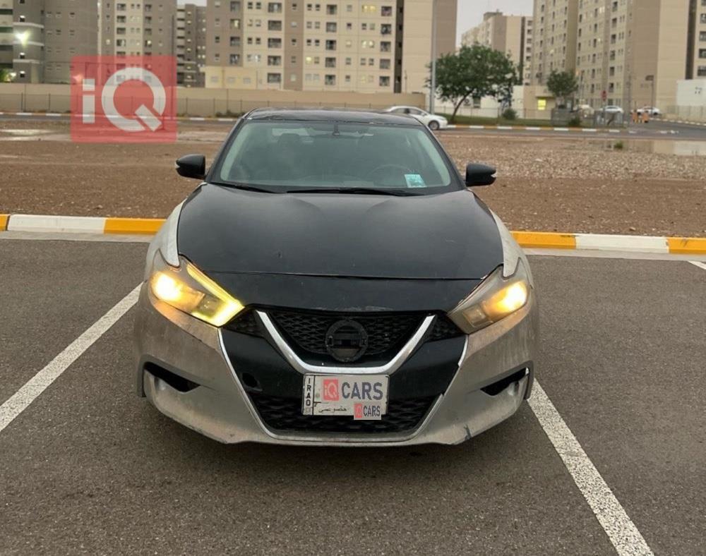 Nissan Maxima